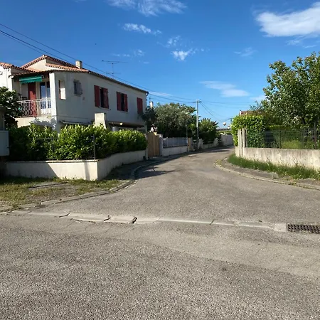 Chez Laura Et Nans 아파트 Saint-Laurent-dʼAigouze